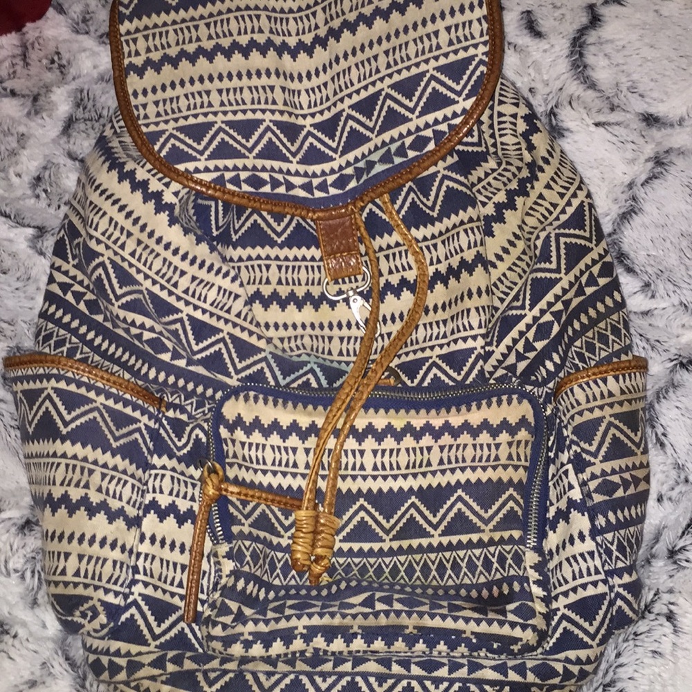 aero book bag